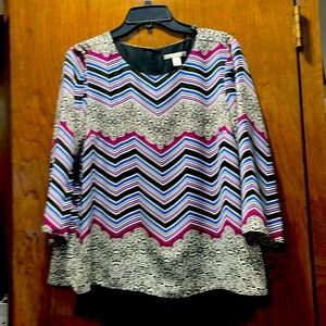 DANA BUCHMAN, 3/4 sleeve blouse with black liner, Size L, Polyester, Barely worn